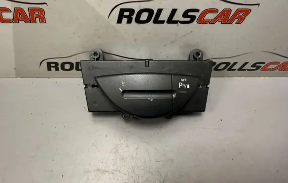 Mercedes-Benz CLS C219 Parking (PDC) sensor switch 2118216958