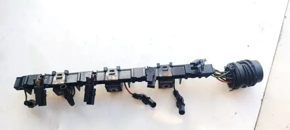 Audi A4 S4 B6 8E 8H Ignition plug leads 17184091
