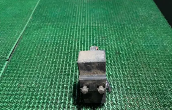 Volkswagen Golf IV Coolant fan relay 1J0919506Q 898038000