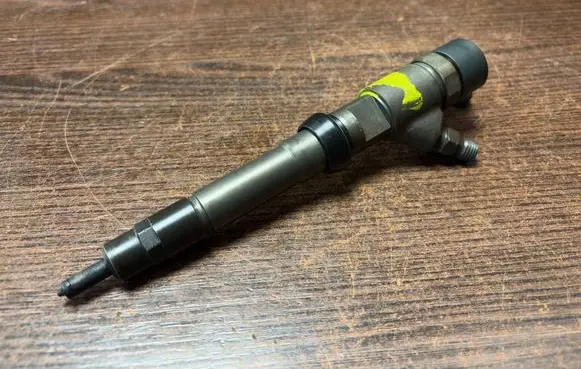 Iveco Daily 3rd gen Fuel injector 0445110273 504088755