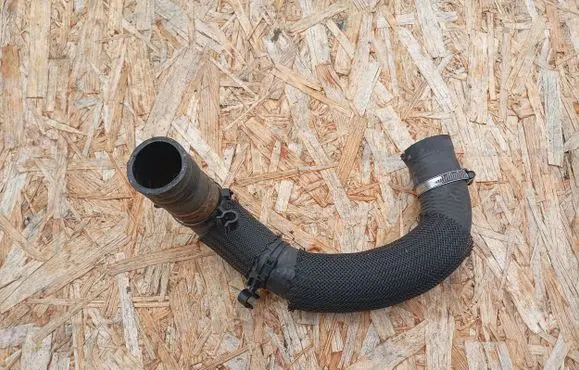 Fiat Freemont Engine coolant pipe/hose