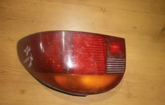 Ford Mondeo MK I Rear/tail lights 93bg13a602ba