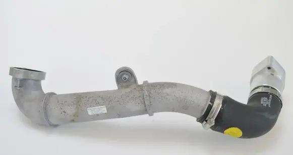 Audi A1 Intercooler hose/pipe 04L145828C 04L145762S