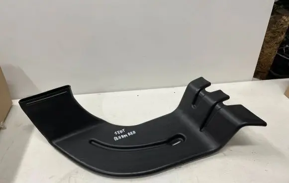 Cabin air duct channel
