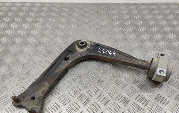 Peugeot 508 Front lower control arm/wishbone