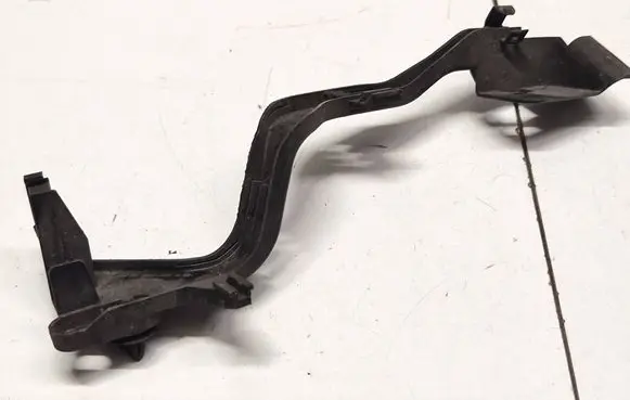 Mercedes-Benz C W205 other engine part A2055467880