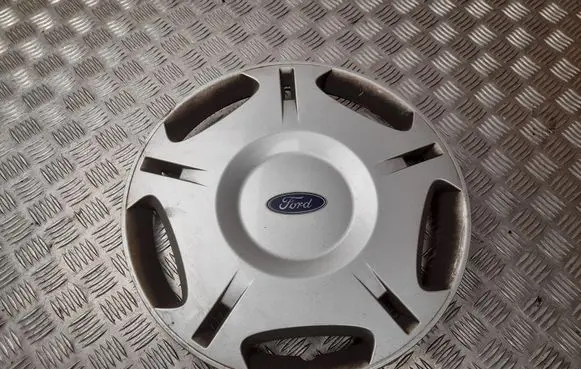 Ford Focus R16 wheel hub/cap/trim 1S711130AE