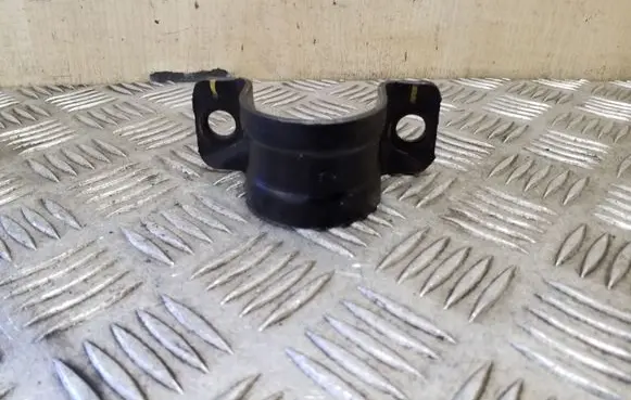 Chevrolet Captiva Sway bar bush bracket, front 