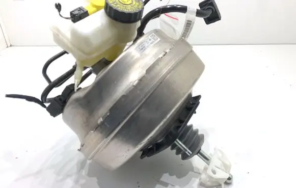 BMW 5 G30 G31 G38 Brake booster 6861215