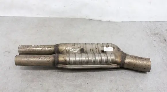 BMW 5 E60 E61 Muffler/silencer 7565690 7544271 18307565690