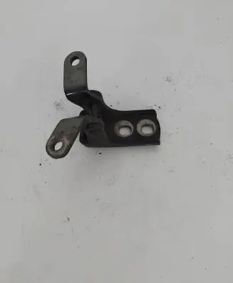 Opel Astra J Front door lower hinge 