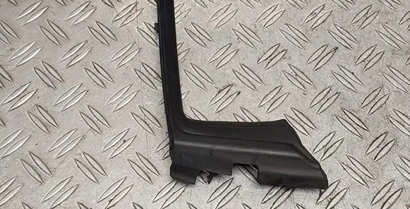 Toyota Yaris Fender end trim 538660D090
