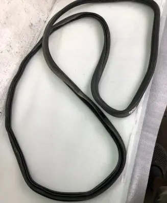 Volkswagen Touran III Loading door rubber seal (on body) 5ta827705