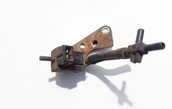 Nissan Primera Turbo solenoid valve k5t46480