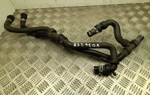 Nissan Primastar Engine coolant pipe/hose 924382711R