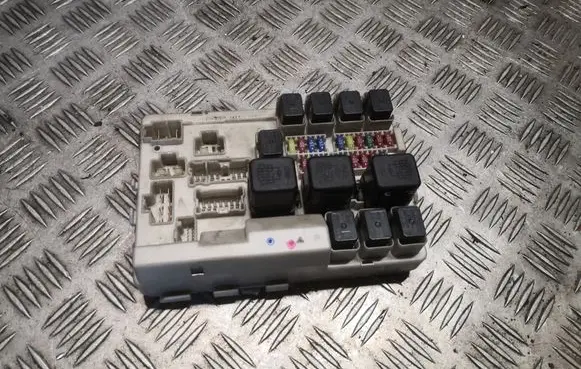 Nissan Murano Z50 Fuse box set 284B7CD71A