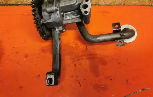 Oil pump