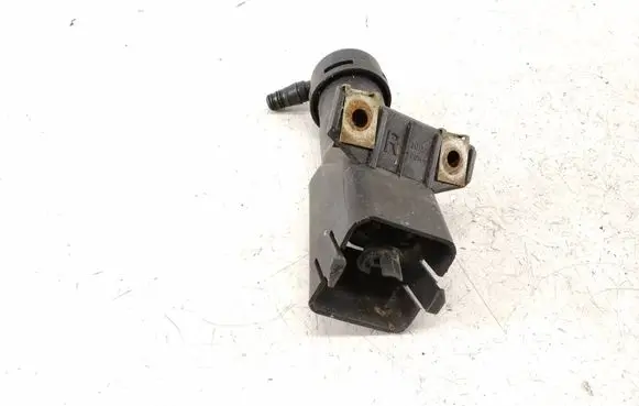 Toyota Corolla E120 E130 Headlight washer spray nozzle 30131