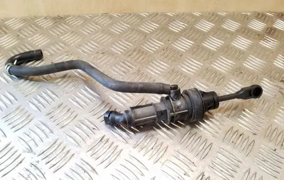 Mitsubishi Outlander Clutch master cylinder