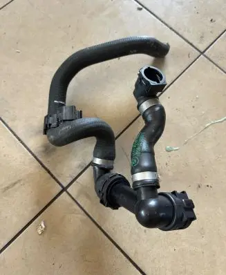 BMW 5 G30 G31 Engine coolant pipe/hose 8573149