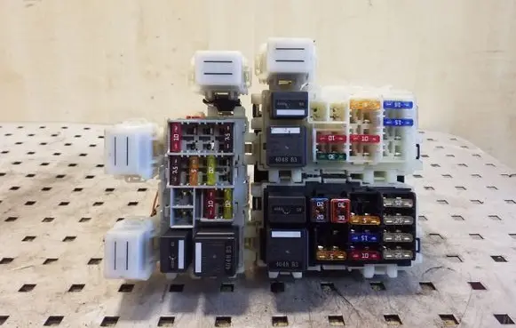 Ford Galaxy Fuse module