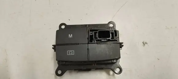 Multifunctional control switch/knob