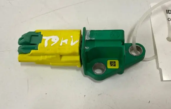 Audi A6 S6 C6 4F Airbag deployment crash/impact sensor 1K0909606C