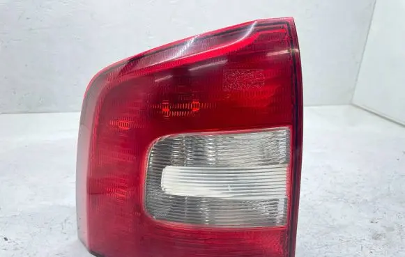 Skoda Octavia Mk2 (1Z) Rear/tail lights 1Z9945095A