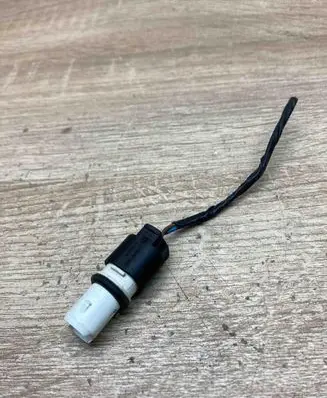 BMW 3 E46 Plug wire 8382104 17185551