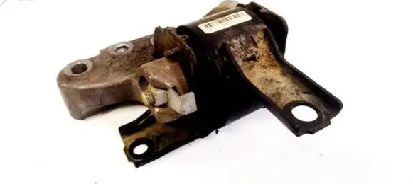 Engine mount bracket