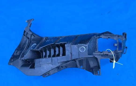 BMW X3M F97 Front bumper mounting bracket 8065191