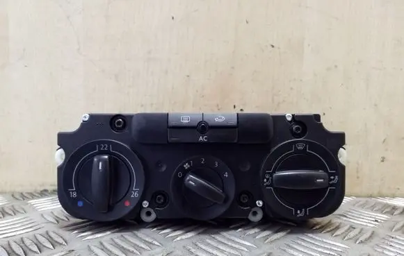 Volkswagen Tiguan Climate control unit 5M2820045A 5HB00932727