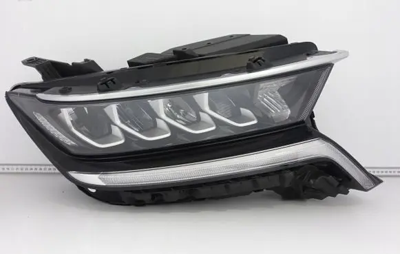 KIA Sorento Headlight/headlamp 92102P2020