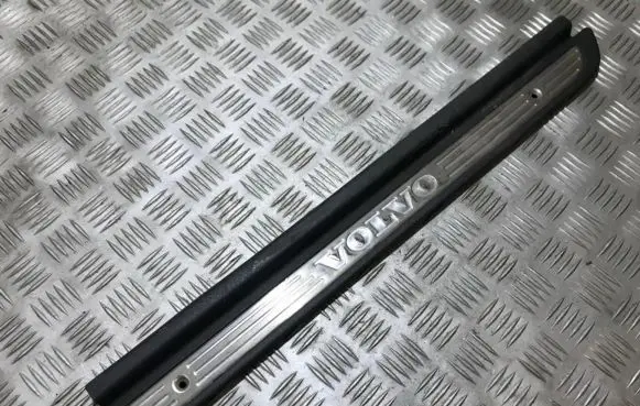 Volvo S40, V40 Front sill trim cover 30818426