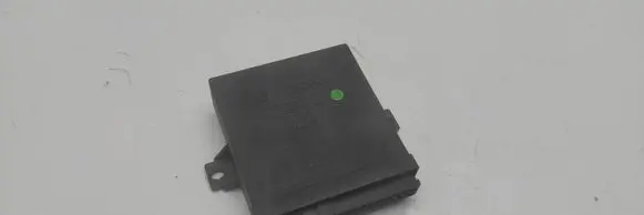 Mercedes-Benz E W124 Comfort/convenience module 0335411052
