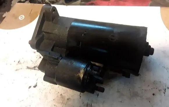 Volvo V70 Starter motor 1005831253