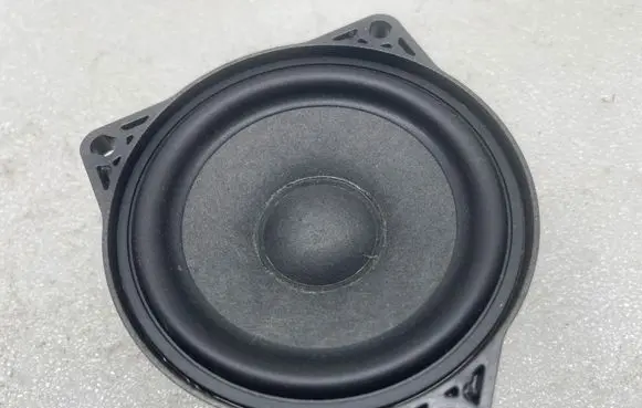 Panel speaker
