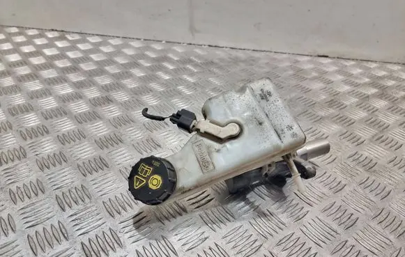 Ford Focus Master brake cylinder Dv612140j