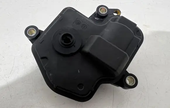 Volkswagen Taigo Water pump 05E907593