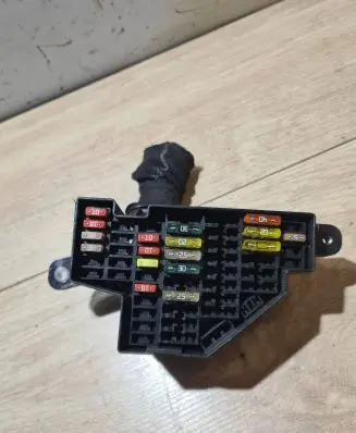 Volkswagen Golf VI Fuse module 26051000997