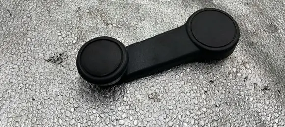 Ford Focus Front door window winding handle V23342