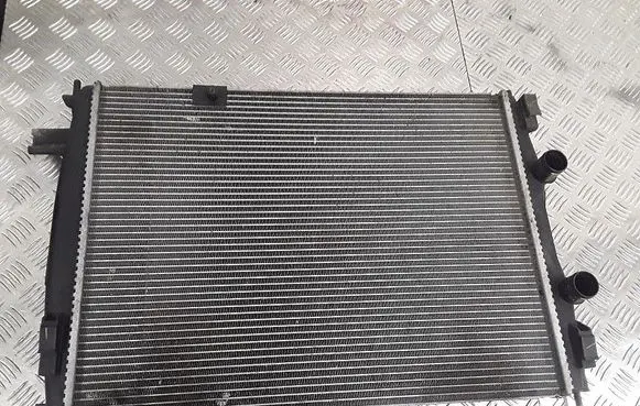Nissan Qashqai Coolant radiator 21410 BB40A