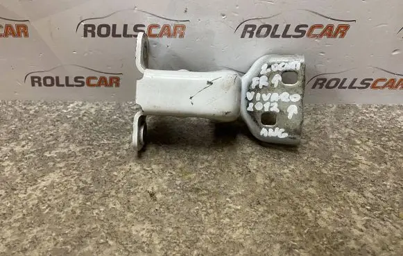 Opel Vivaro Front door upper hinge 311772M GM66380