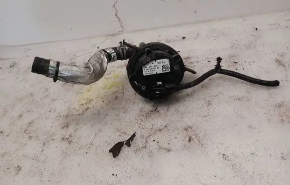 Opel Ampera Electric auxiliary coolant/water pump 13579713 11205063046 12402200200