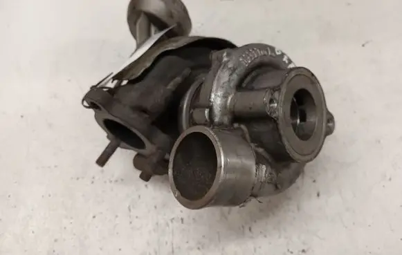 Toyota Avensis T250 Turbo 0606150048 172010R020