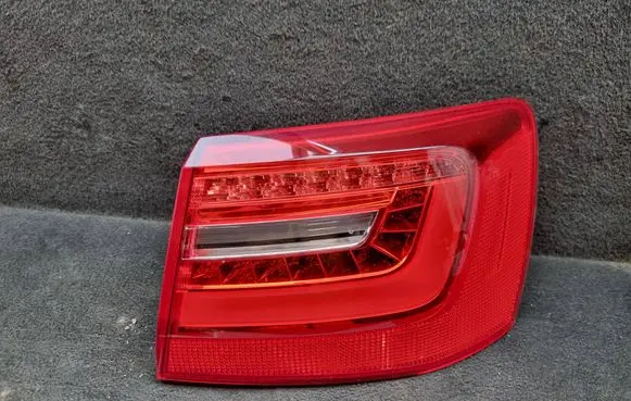 Audi A6 S6 C7 4G Rear/tail lights 4G9945096B