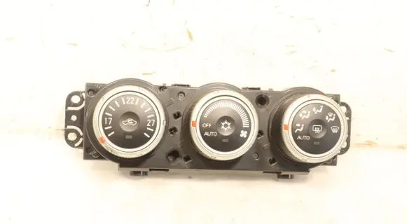 Mitsubishi Lancer X Interior fan control switch 