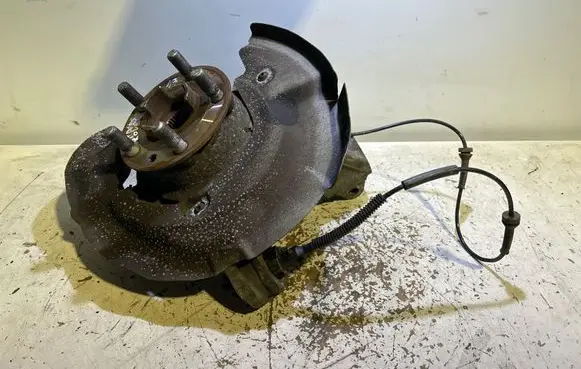 Land Rover Evoque I Front wheel hub