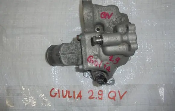Alfa Romeo Giulia Thermostat 