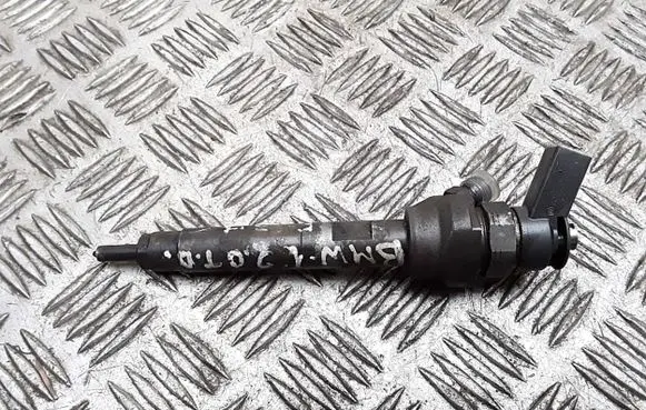 BMW 1 E82 E88 Fuel injector 0445110289 7798446